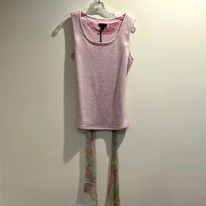 Two piece sweater set. Sleeveless shell under cropped zip front topper